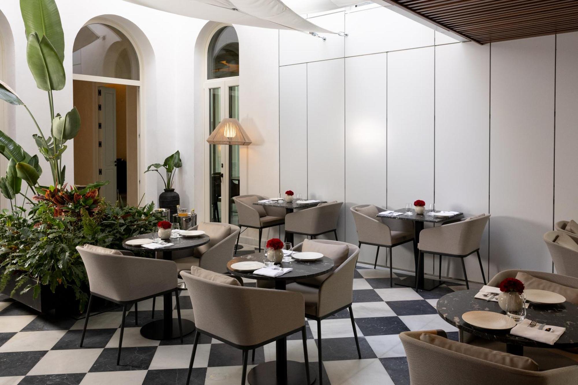 Mercer Plaza Sevilla 5 Gl Εξωτερικό φωτογραφία