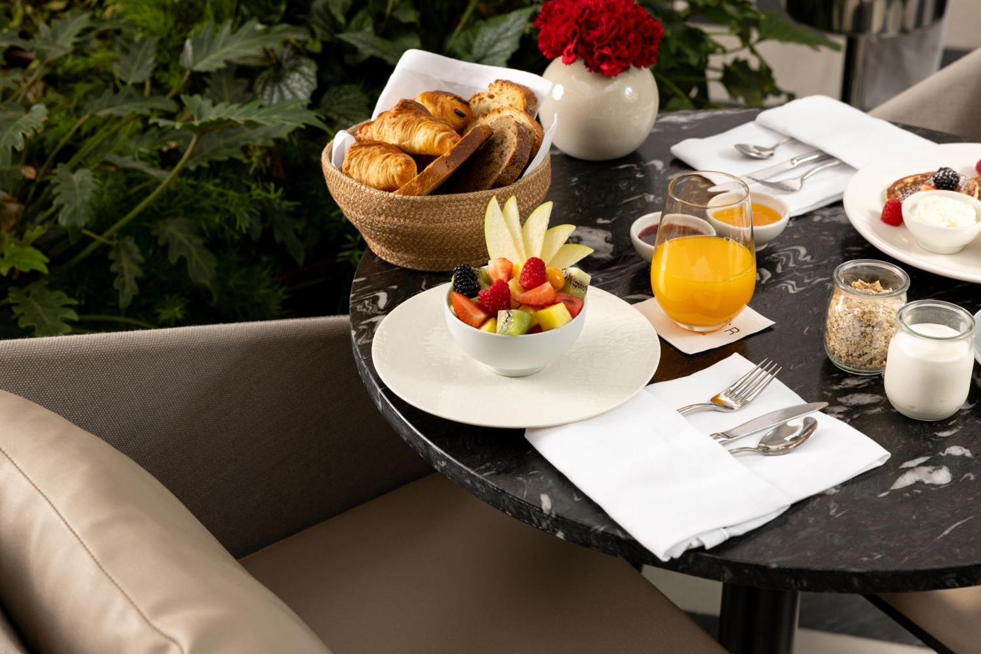 Mercer Plaza Sevilla 5 Gl Εξωτερικό φωτογραφία